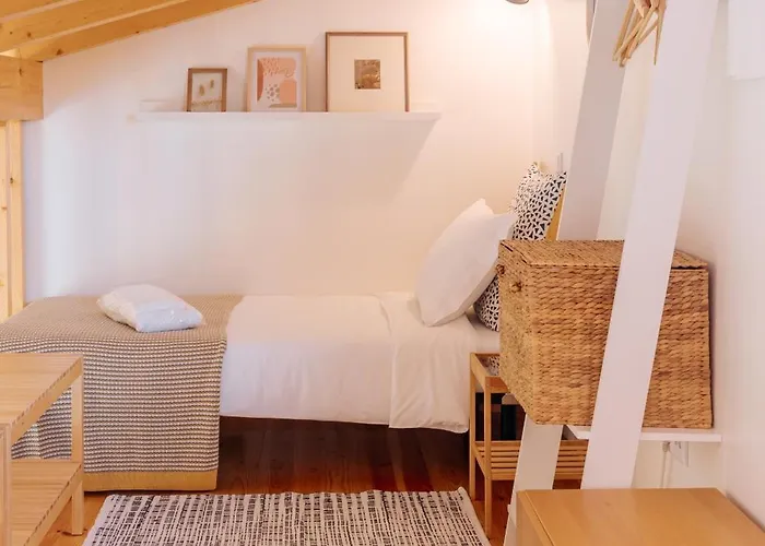 Ria De Aveiro By Mycelia أوفار