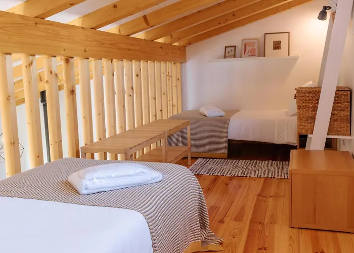 Ria De Aveiro By Mycelia فيلة *