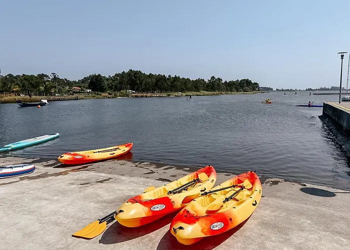 Ria De Aveiro By Mycelia * أوفار